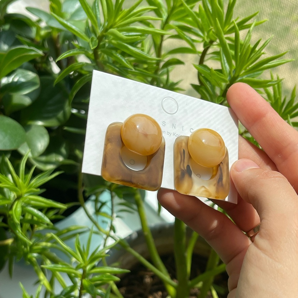 Funky chunky acrylic earrings